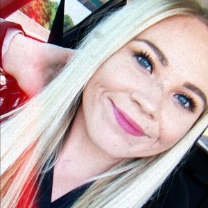 Meet your Posher, Ashlee